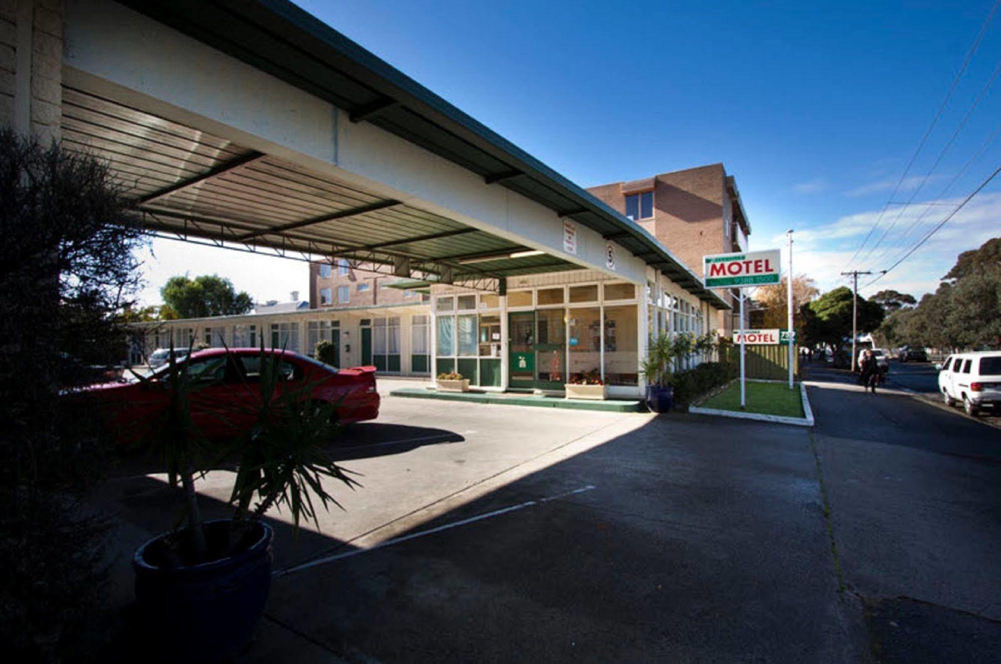 Parkville Motel Melbourne Exterior photo