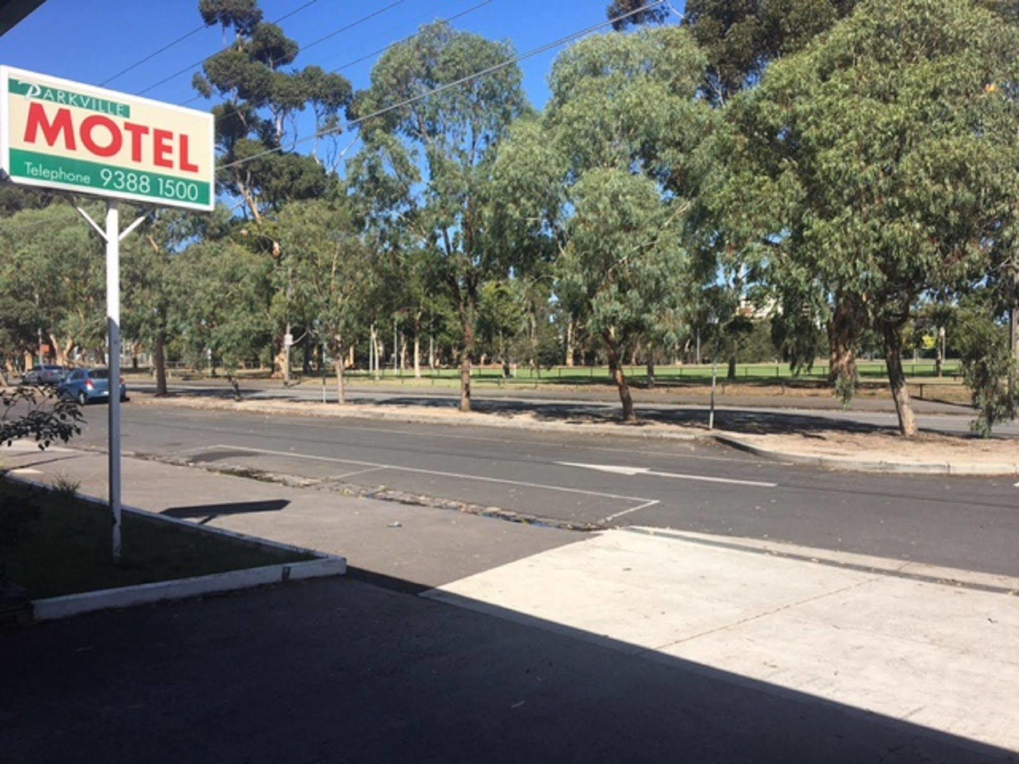 Parkville Motel Melbourne Exterior photo