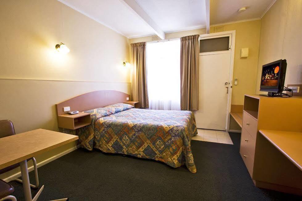 Parkville Motel Melbourne Exterior photo